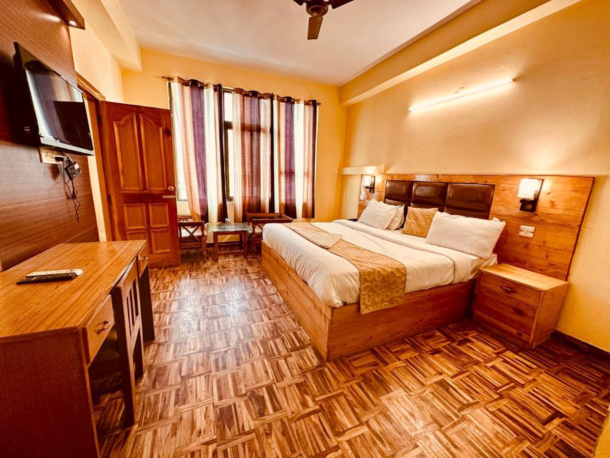 Hotel Grand Kalinga - Near Volvo Bus Stand Manali Eksteriør bilde