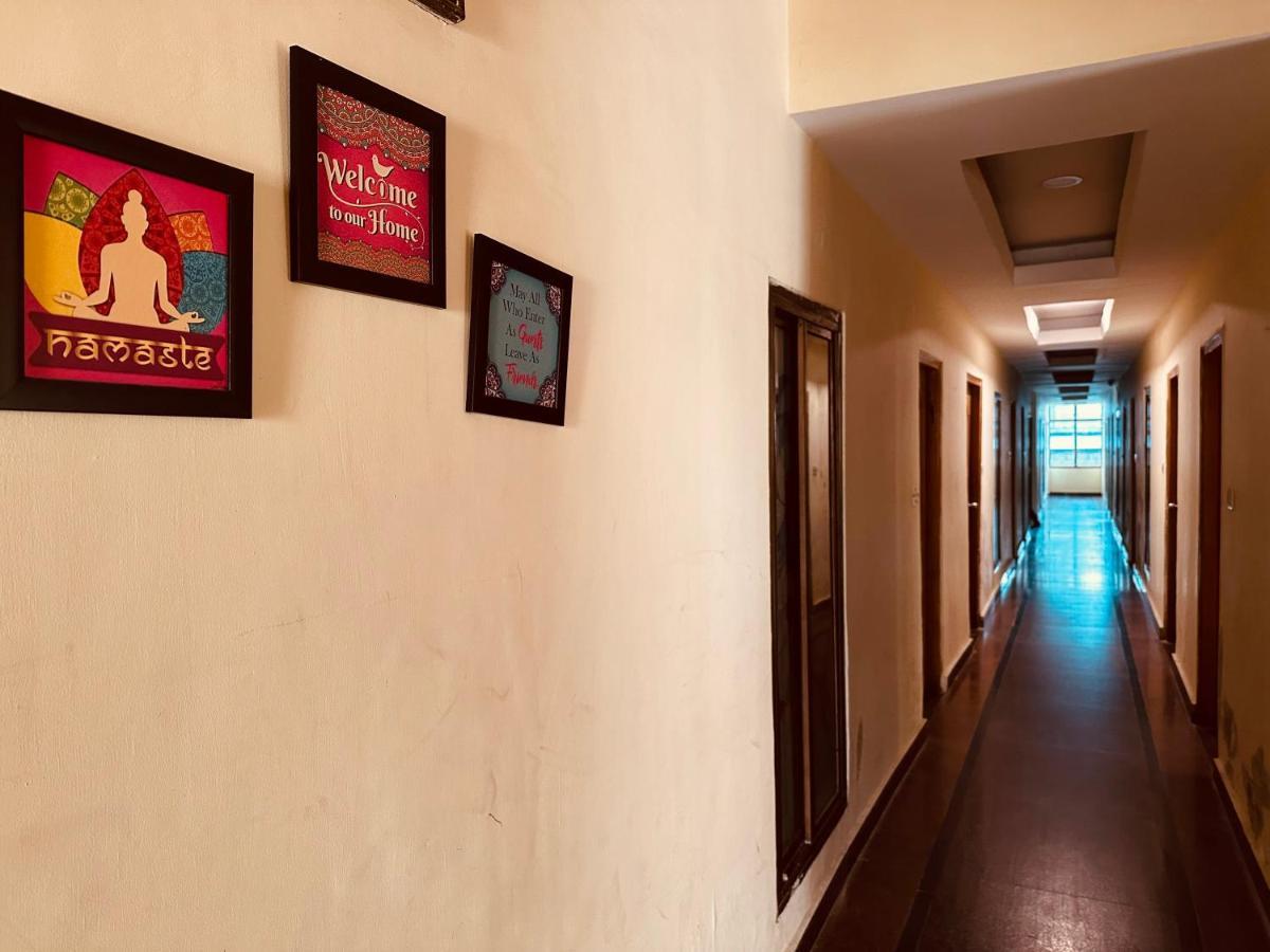 Hotel Grand Kalinga - Near Volvo Bus Stand Manali Eksteriør bilde