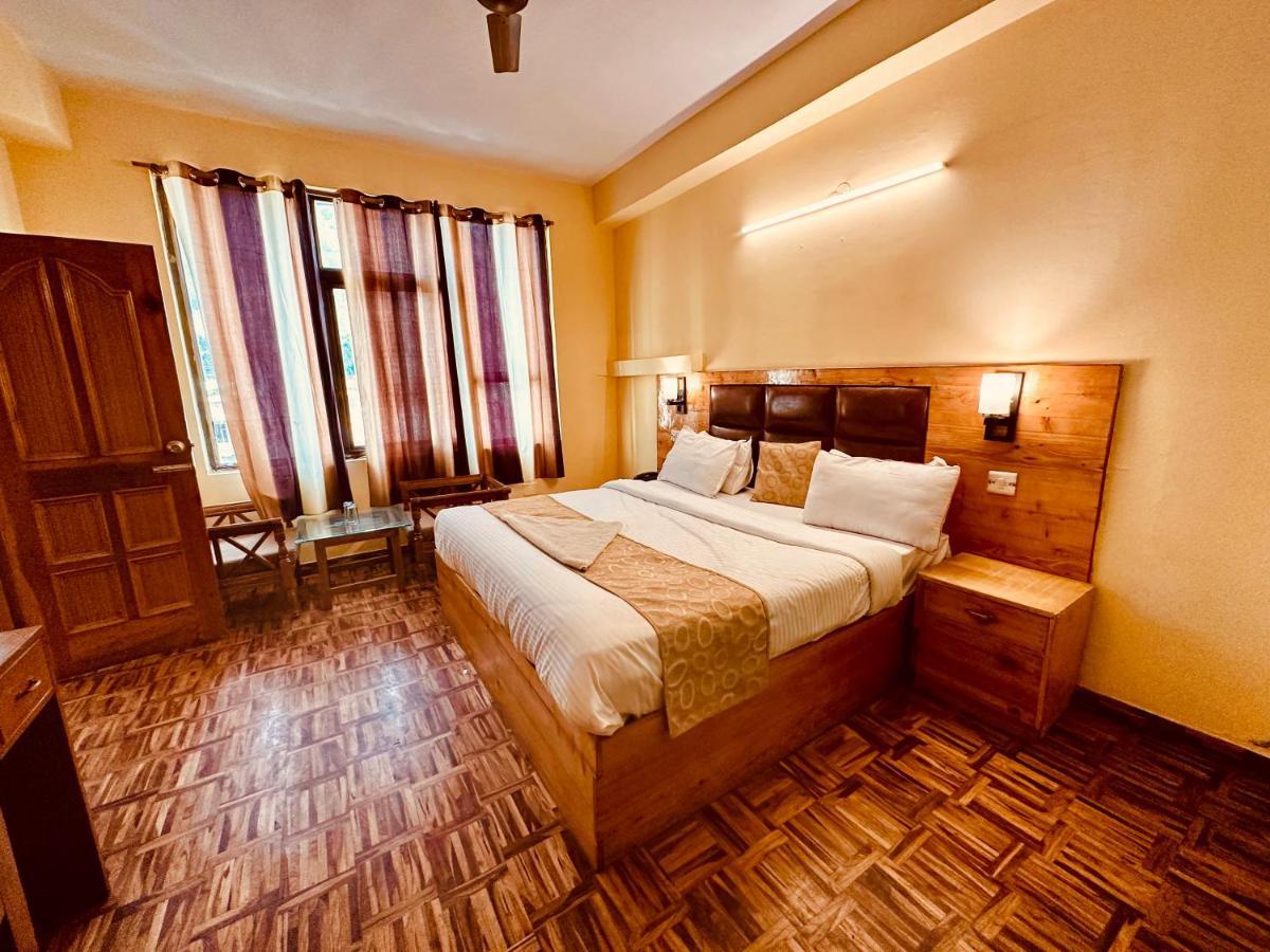 Hotel Grand Kalinga - Near Volvo Bus Stand Manali Eksteriør bilde