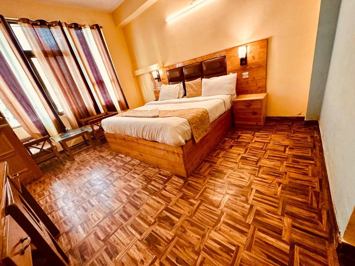 Hotel Grand Kalinga - Near Volvo Bus Stand Manali Eksteriør bilde