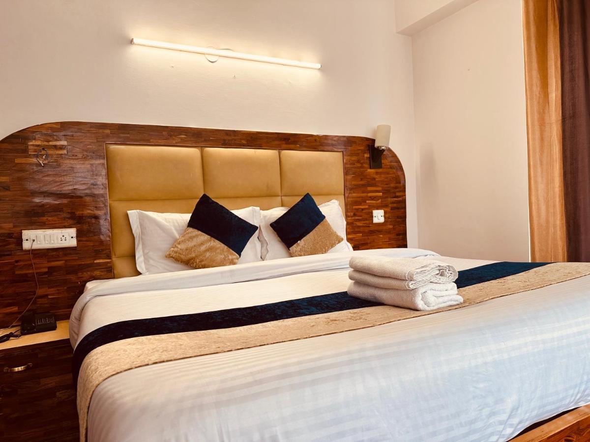 Hotel Grand Kalinga - Near Volvo Bus Stand Manali Eksteriør bilde