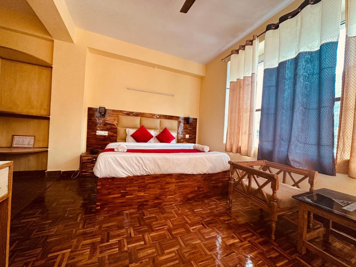 Hotel Grand Kalinga - Near Volvo Bus Stand Manali Eksteriør bilde